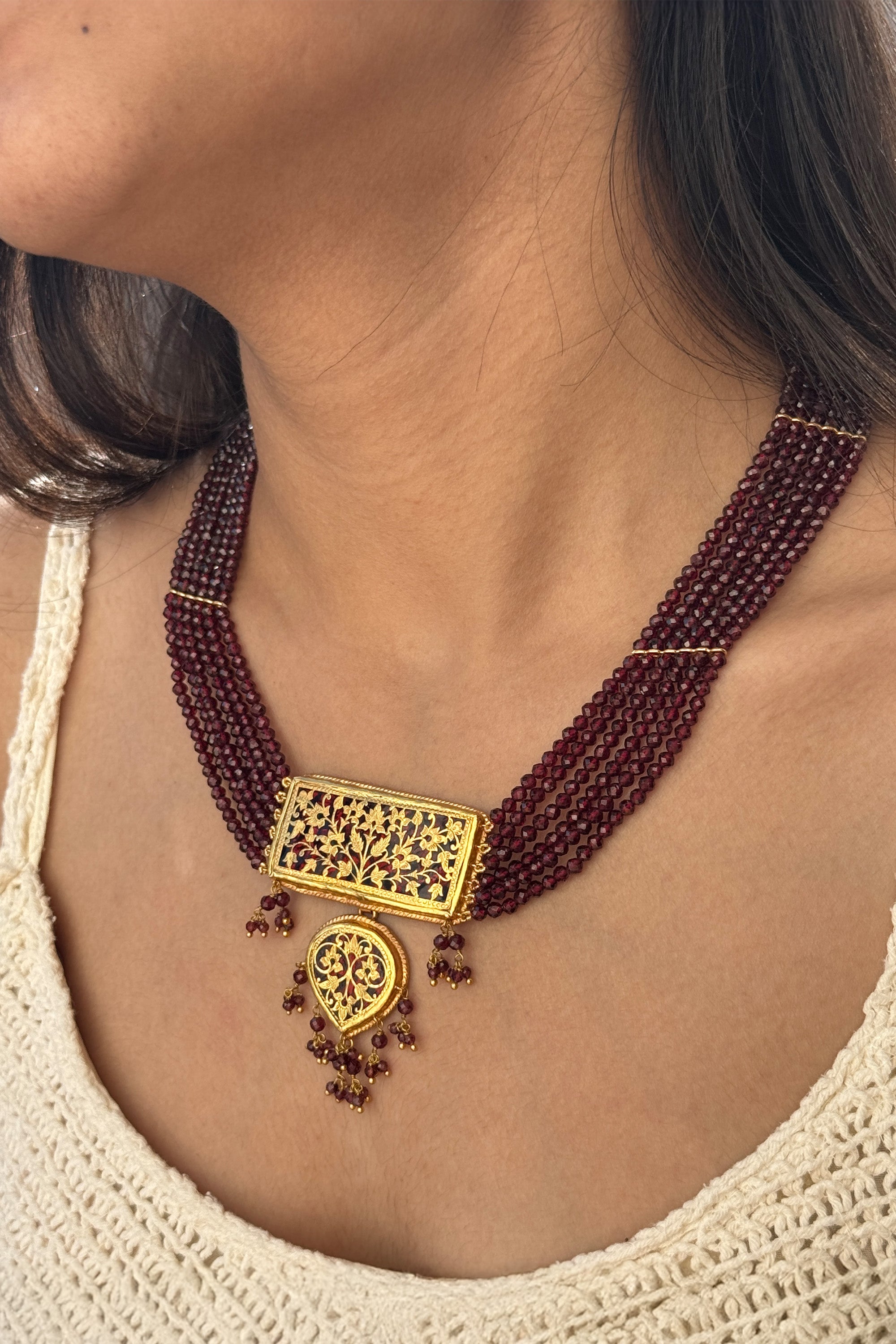gulnaar thewa necklace