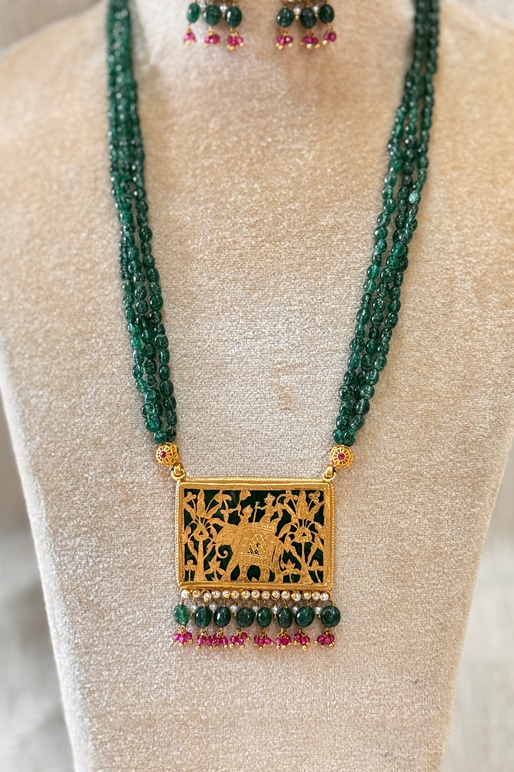 royal necklace