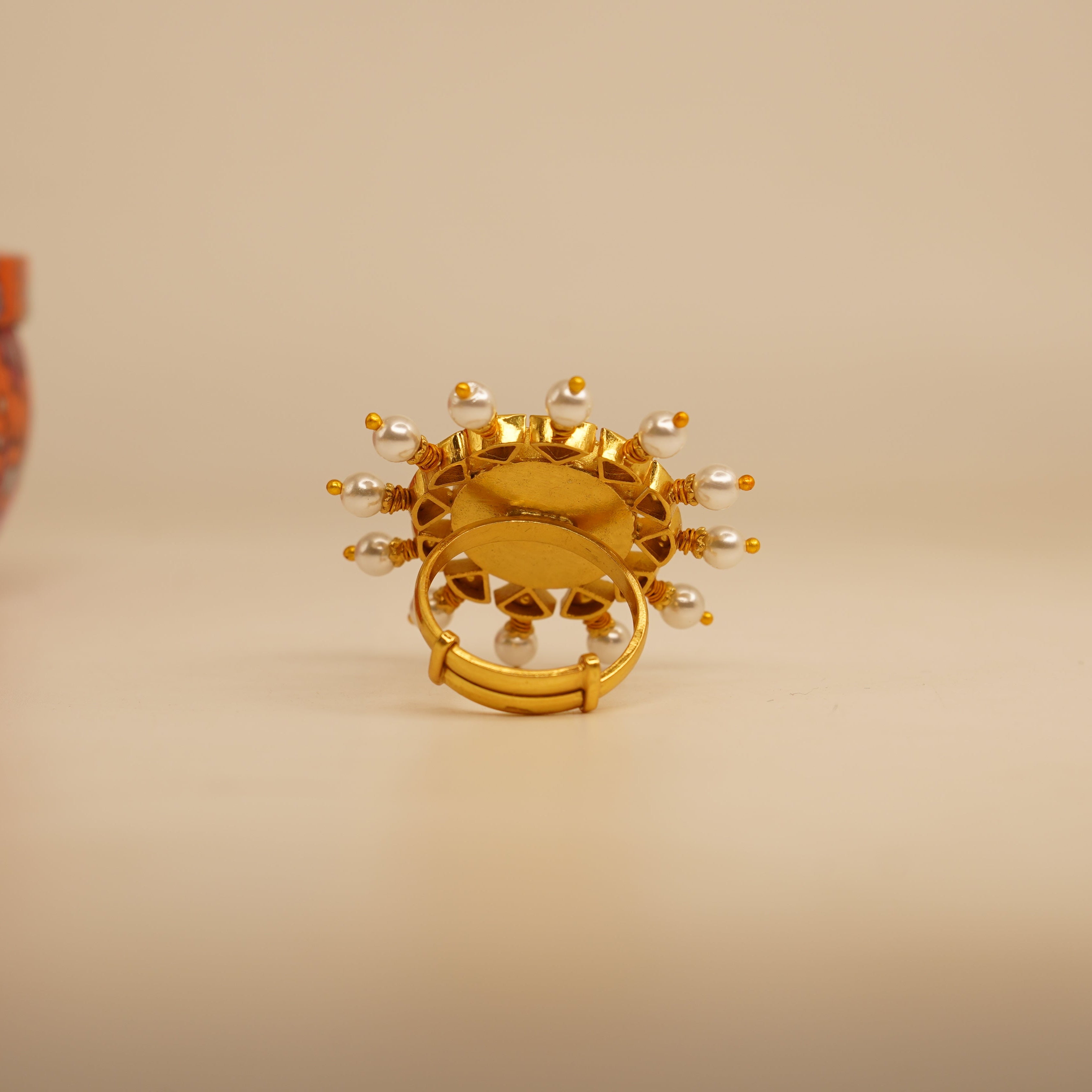 Thewa kundan ring with pearls