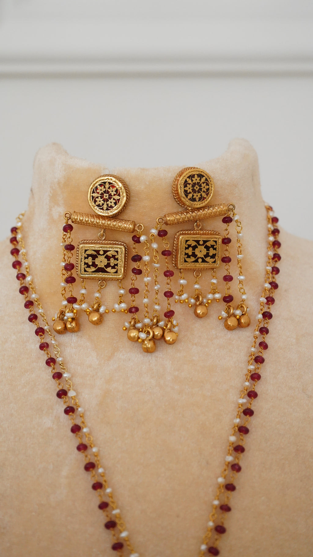Rimjhim necklace